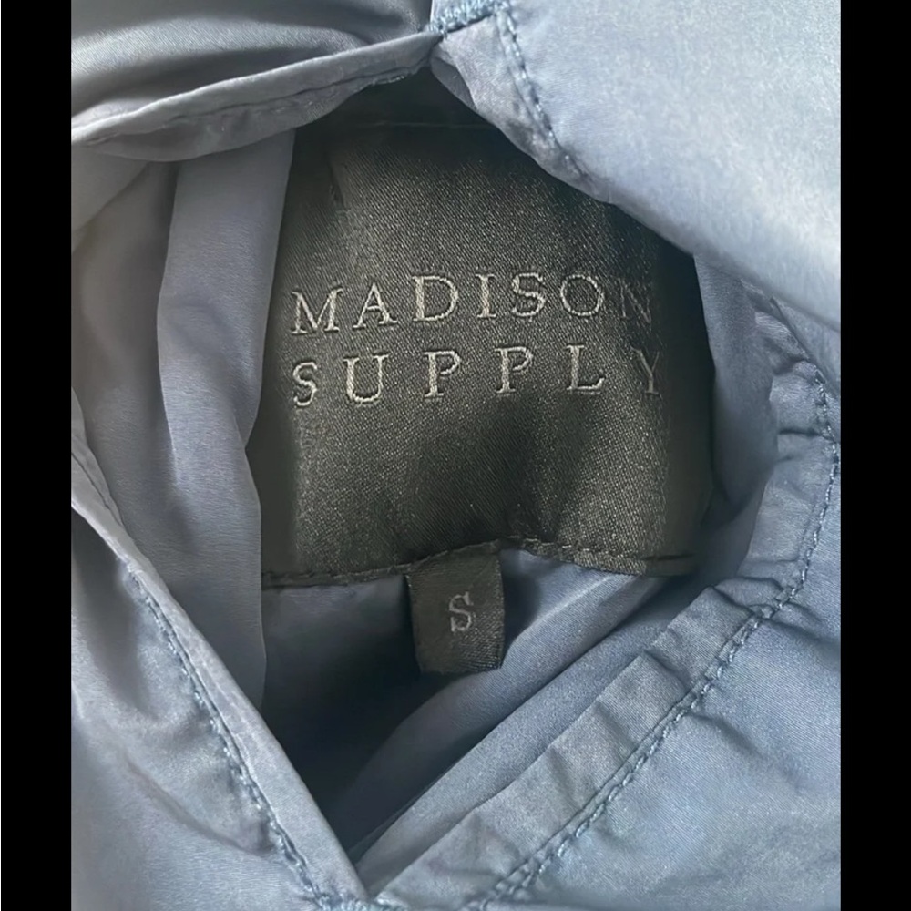 Madison Supply Size: Small - Picture 5 of 9